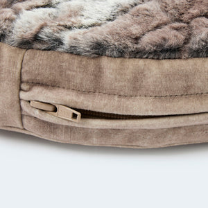 Orthopedic dog mattress in lynx look