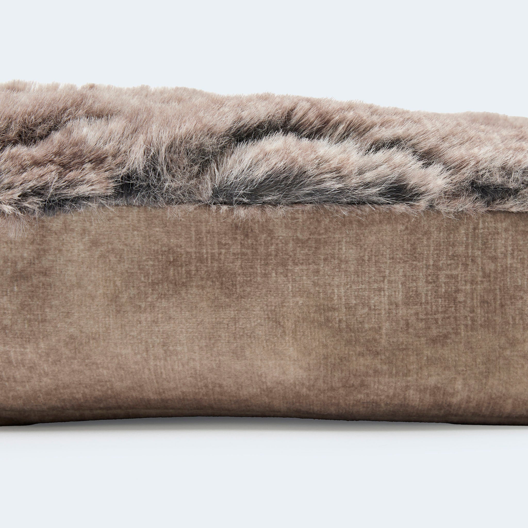 Orthopedic dog mattress in lynx look