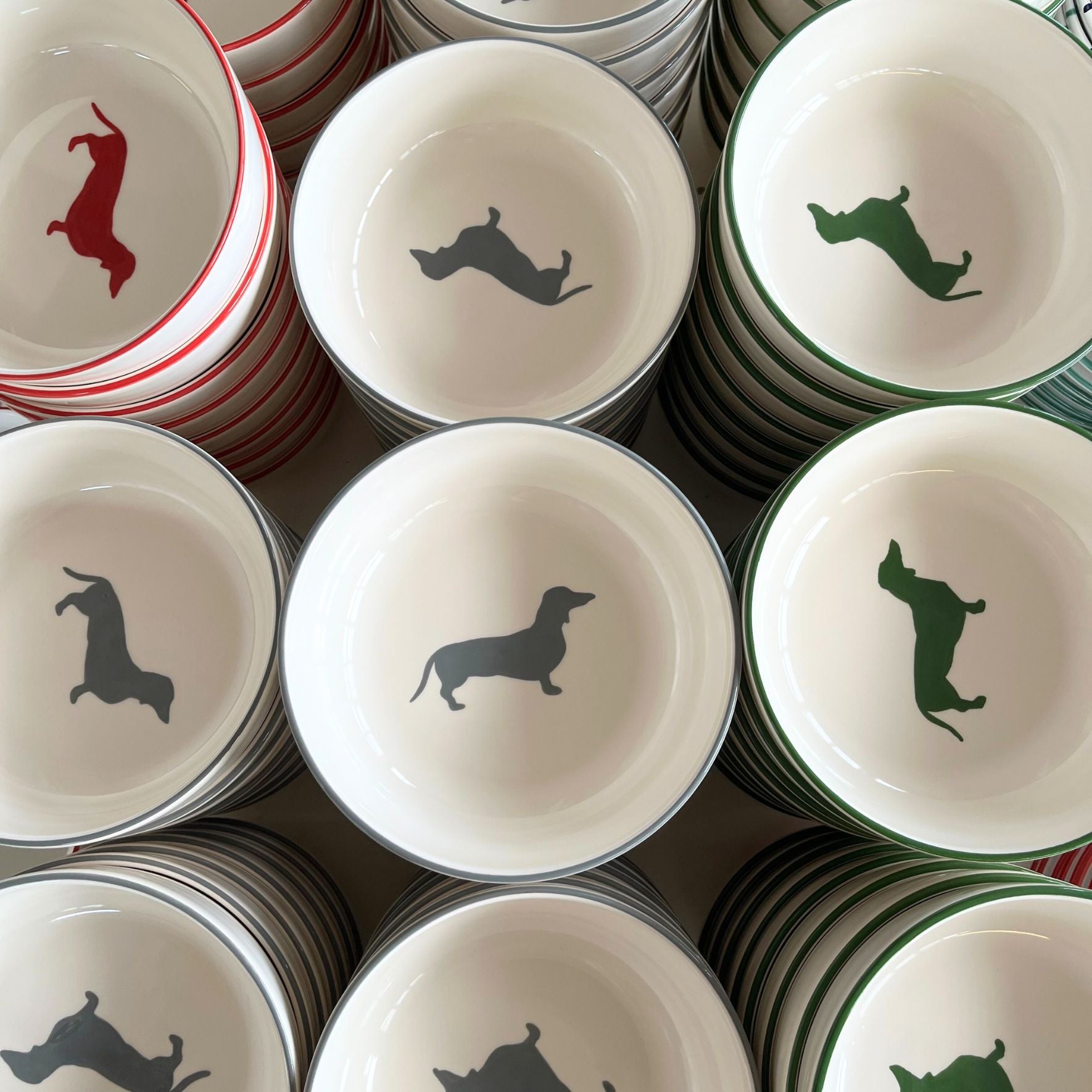 Gmundner x Leopold's Collection: Hand-painted ceramic bowl with dachshund motif